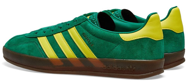 green and yellow gazelles